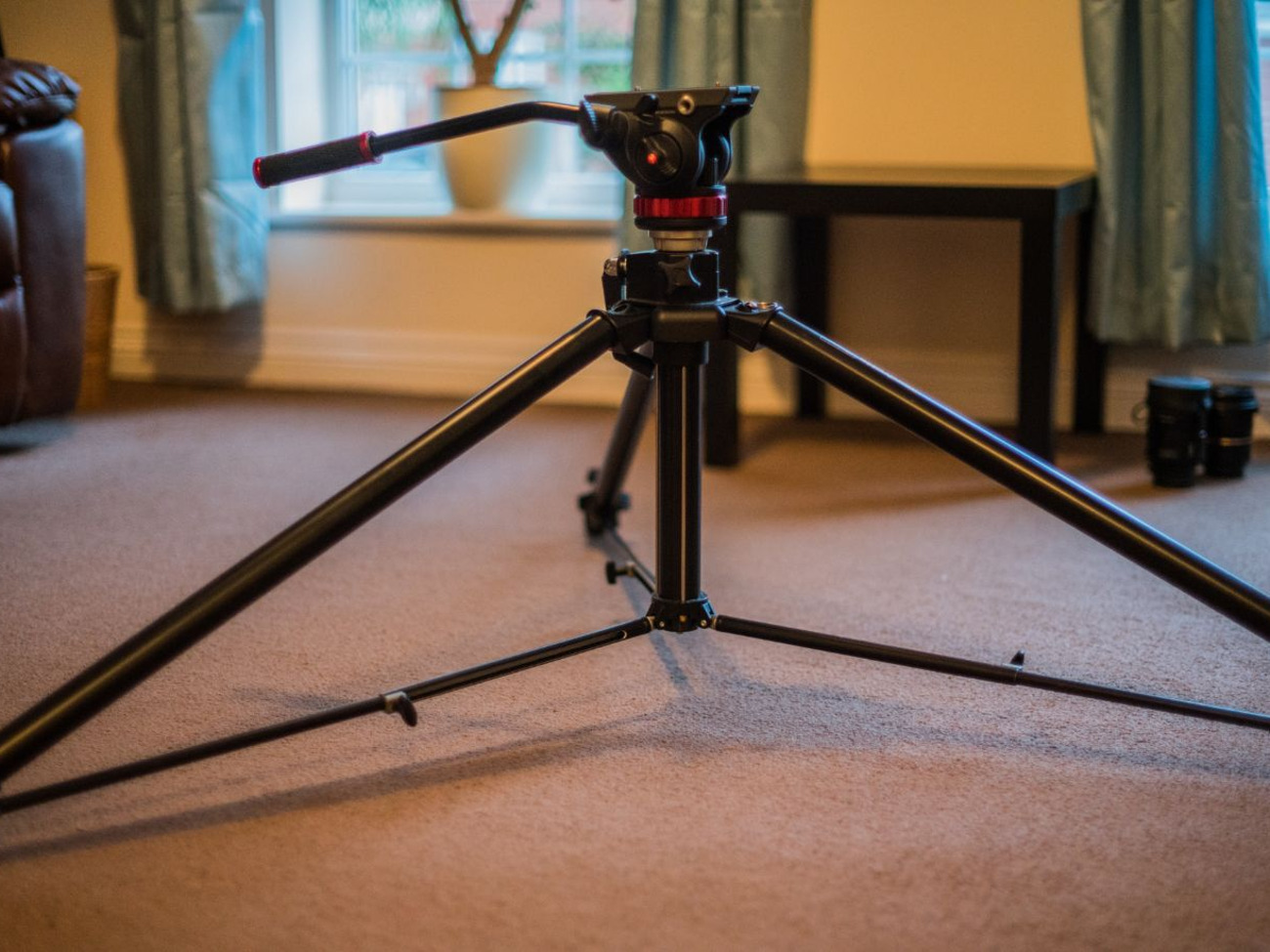 Manfrotto 117b video tripod and mvh502ah pro video head