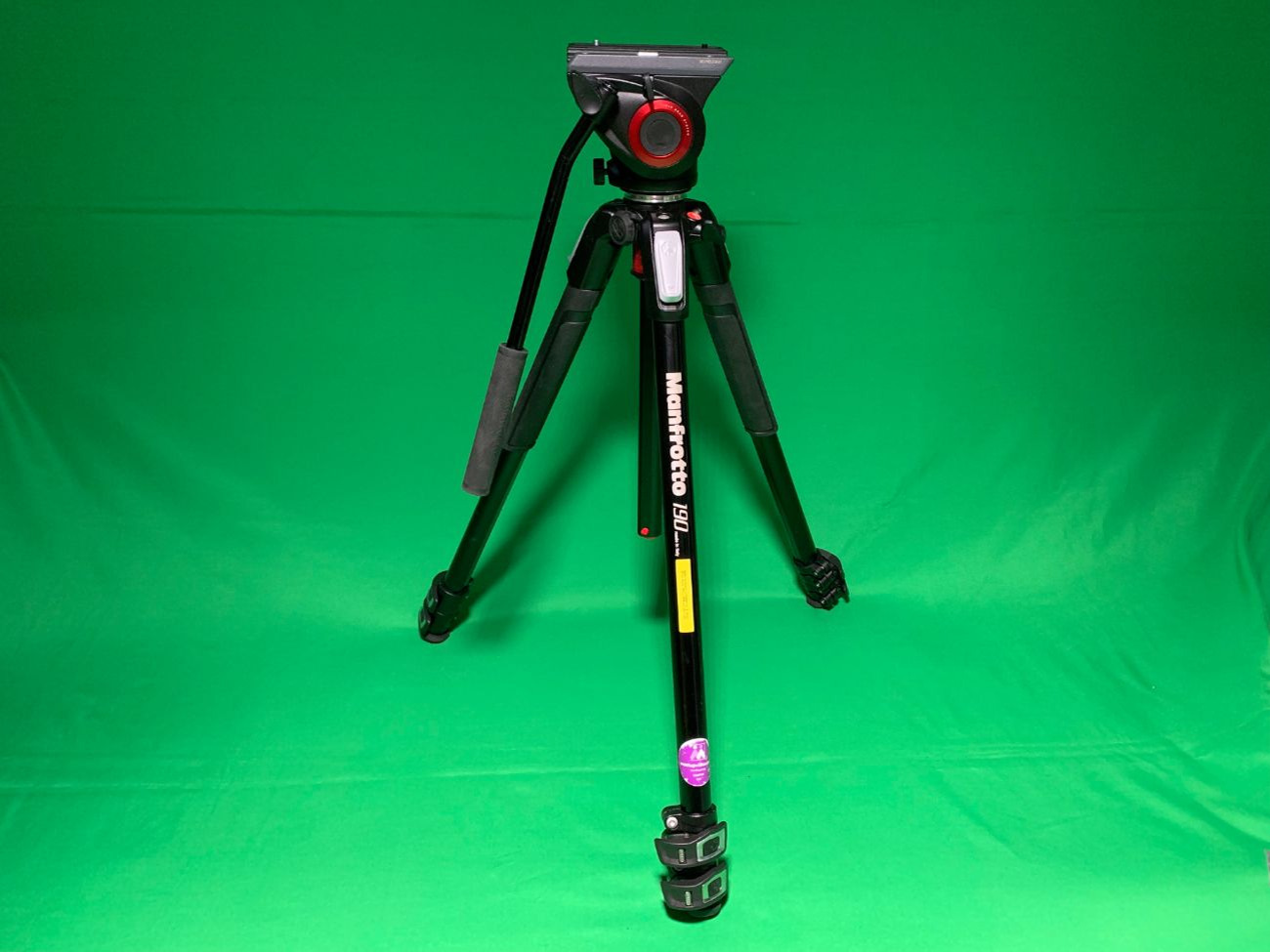 Rent Manfrotto 190 tripod MVH500AH Pro Fluid Video head bag (3