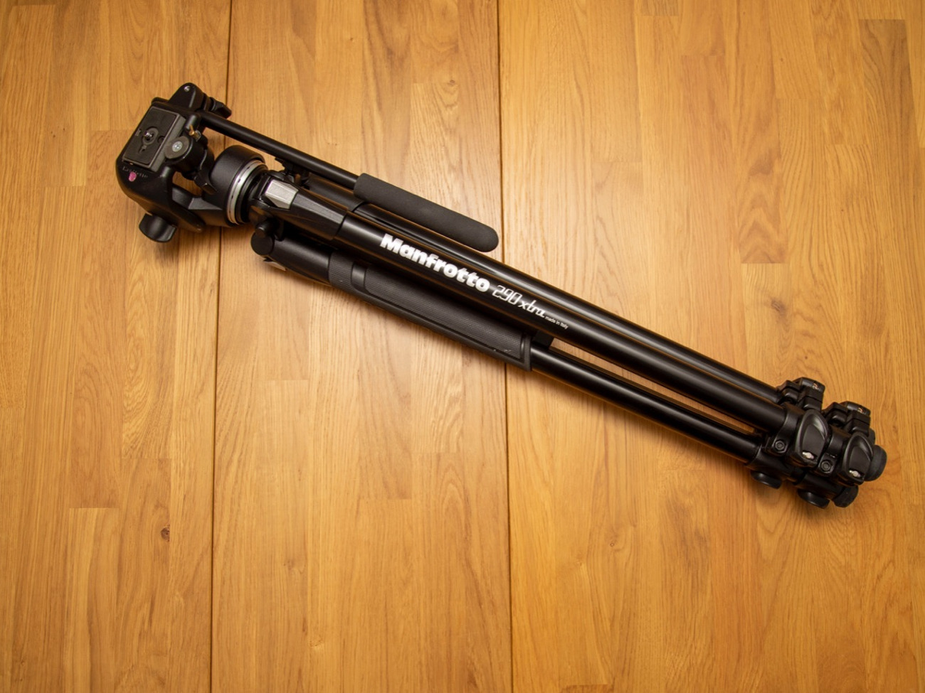 Manfrotto 290 xtra alu 3-section fluid head tripod