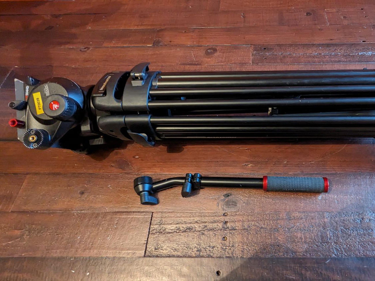 Manfrotto 504hd tripod