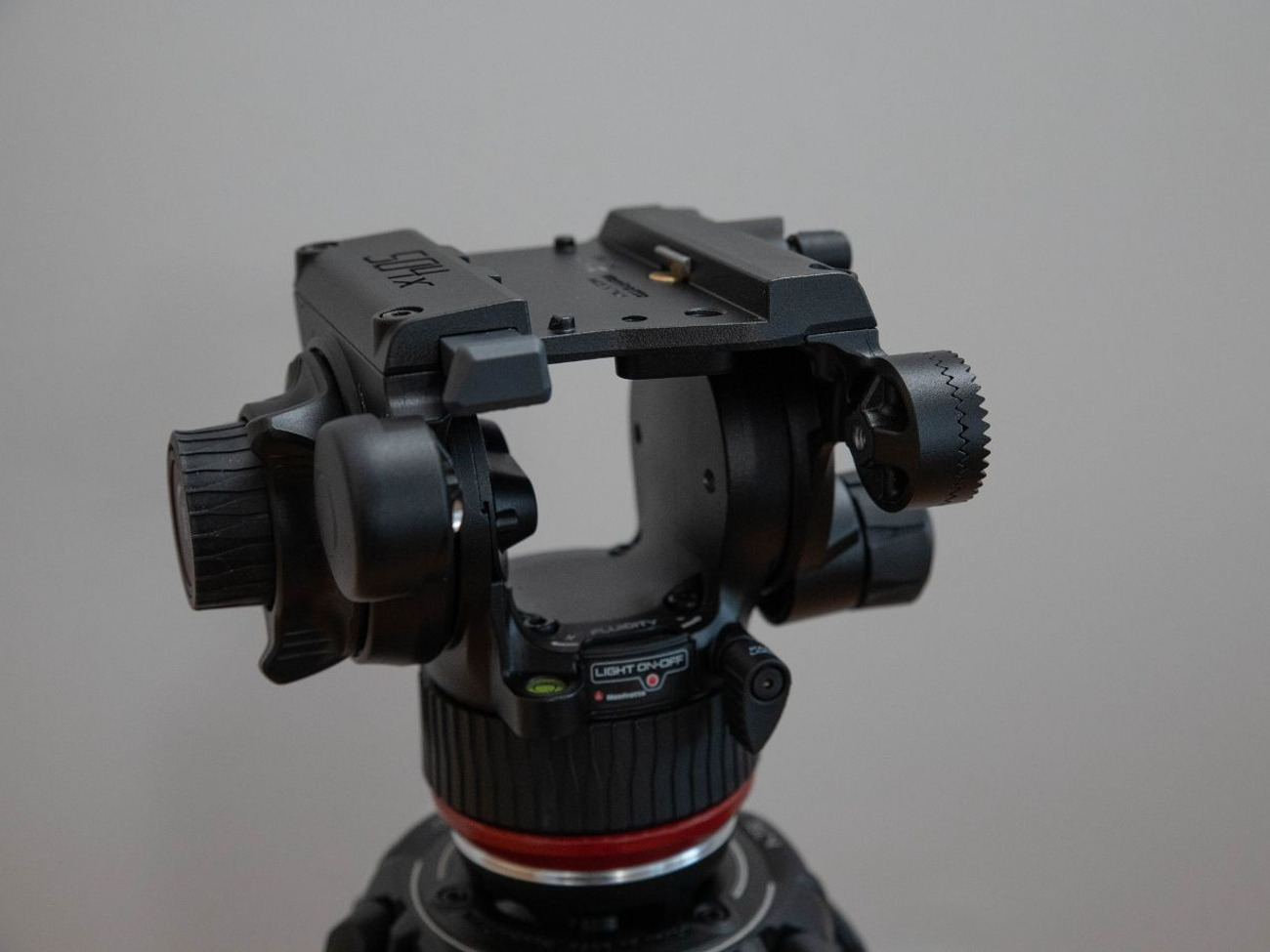 Manfrotto 504x & alu fast twin tripod