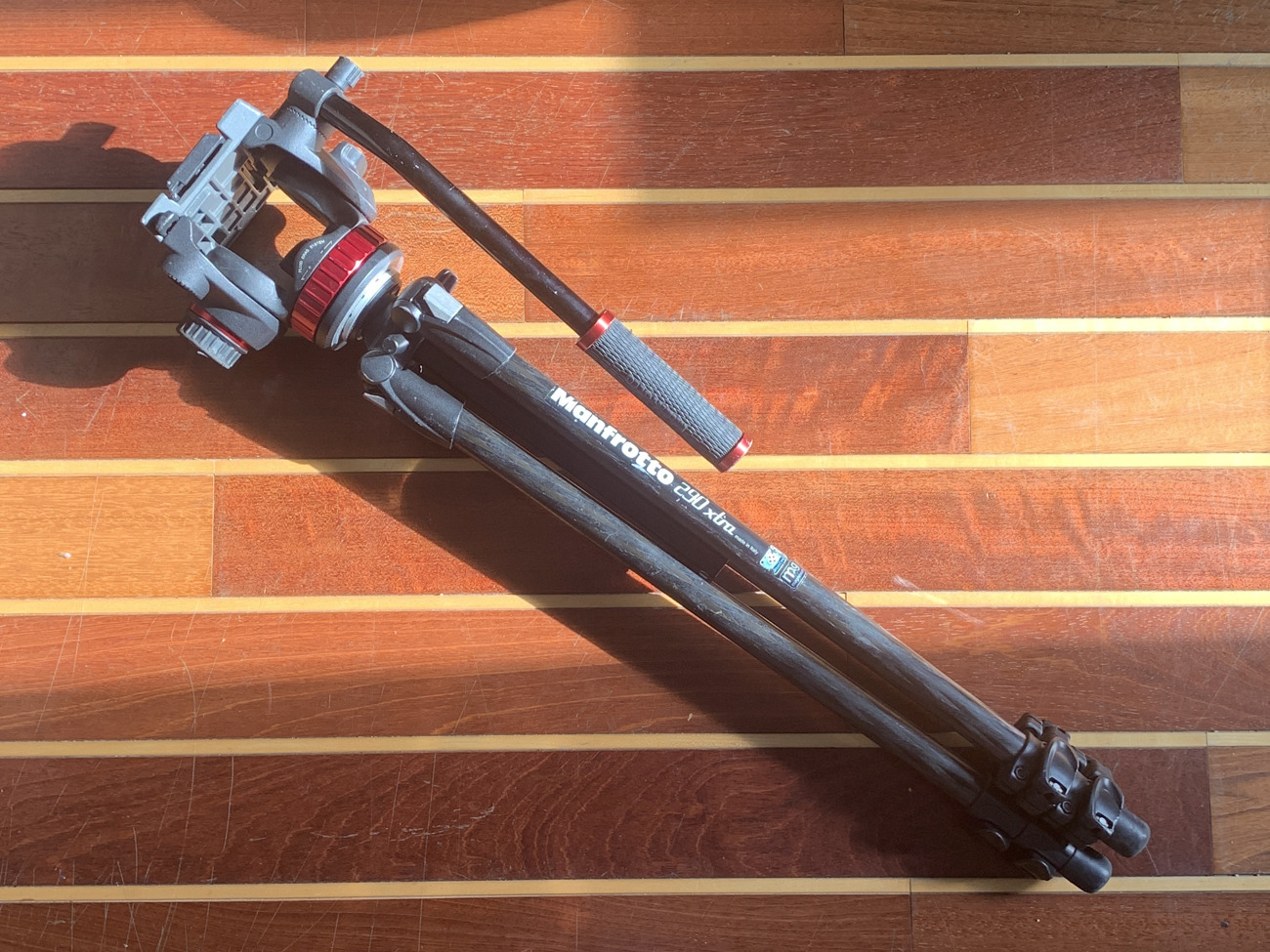 Manfrotto carbon fibre tripod