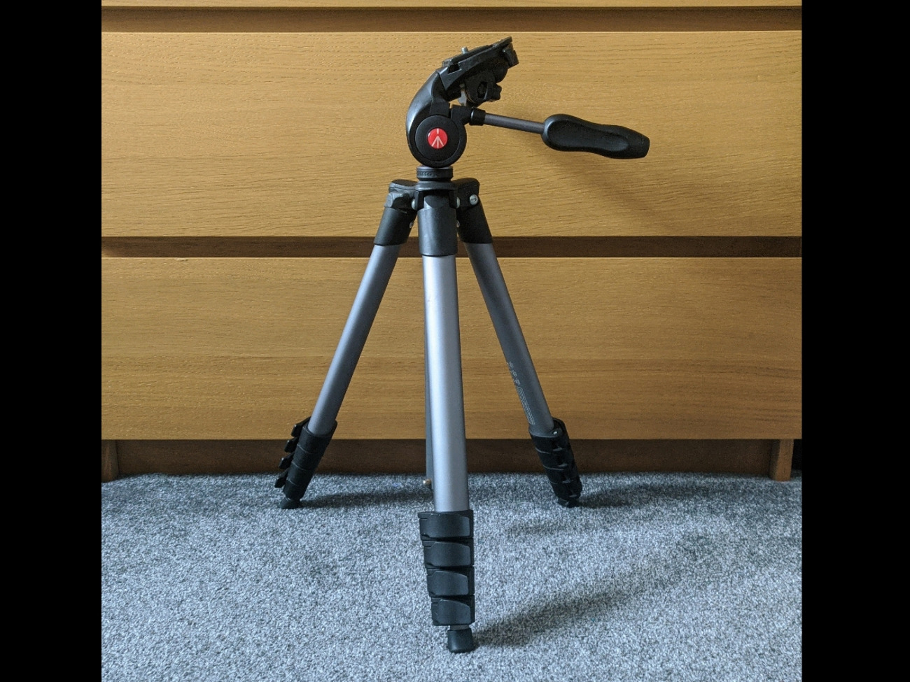 Manfrotto compact advanced tripod