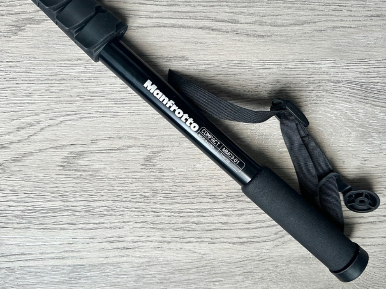 Manfrotto compact monopod for cameras 15.3 inch