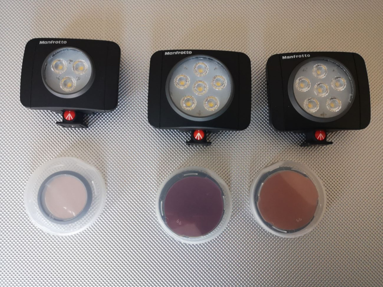 Manfrotto lumimuse 6 (x2) + 3 + gels 