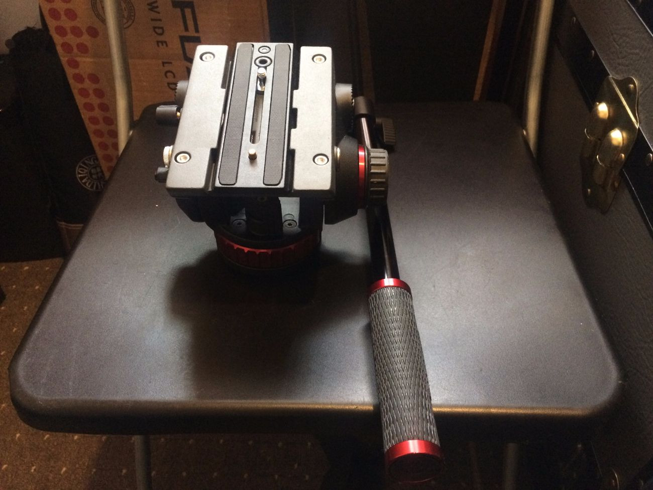 Manfrotto mvh502ah pro fluid video head with flat base 