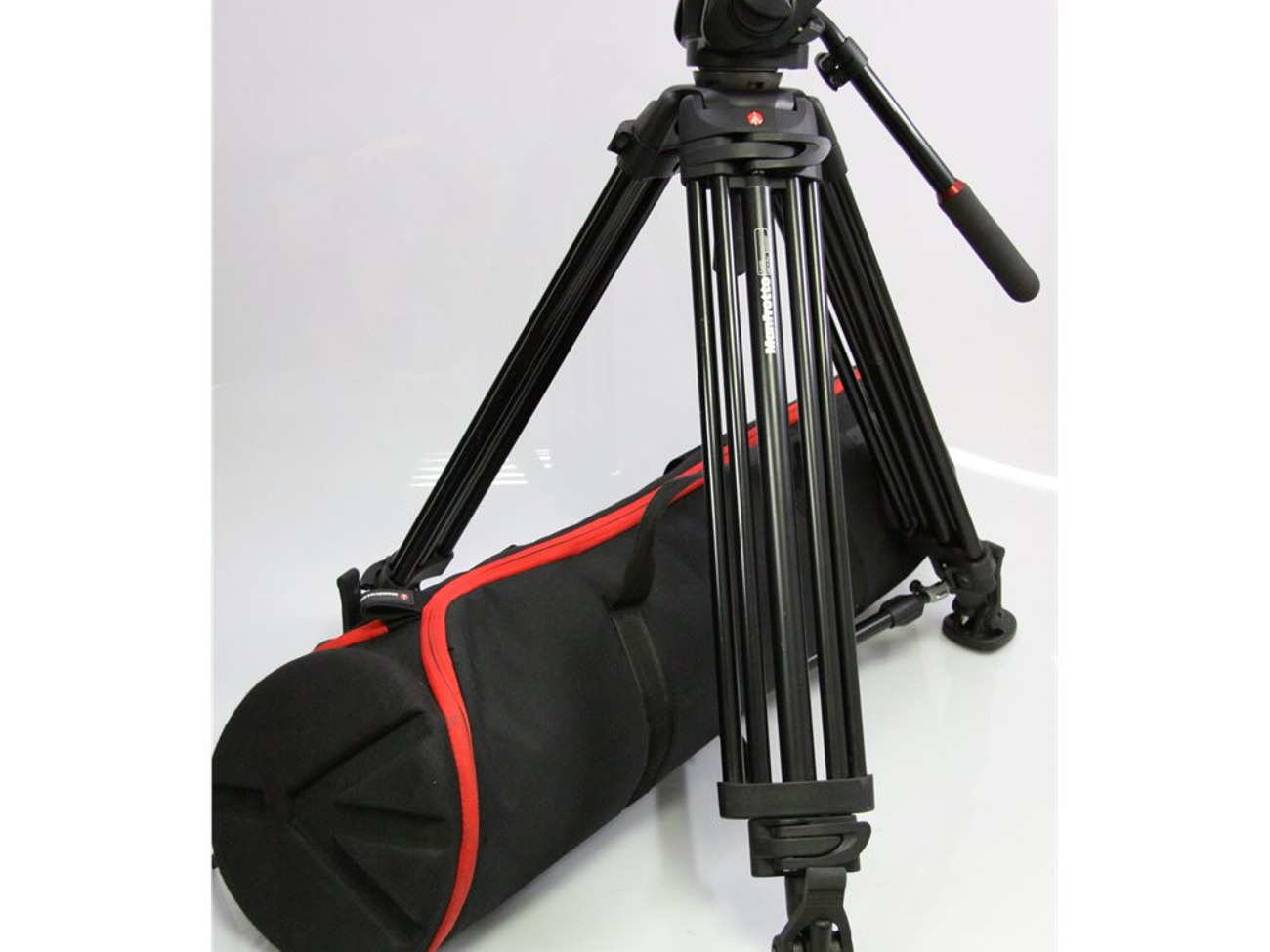Manfrotto tripod - 501 hdv head + 525mvb legs