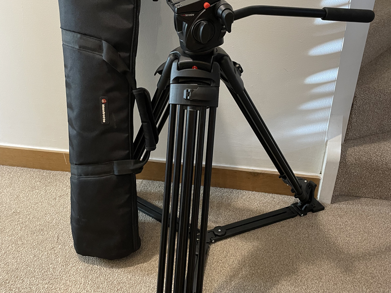 Manfrotto video tripod || 501 hdv head || 525mvb sticks