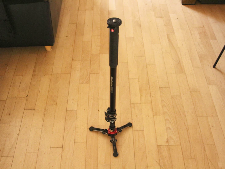 Manfrotto x-pro monopod with fluid base