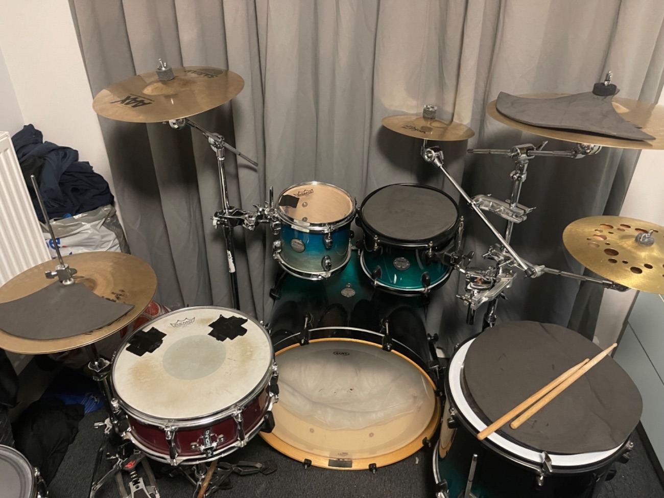 Mapex 5 piece drum kit