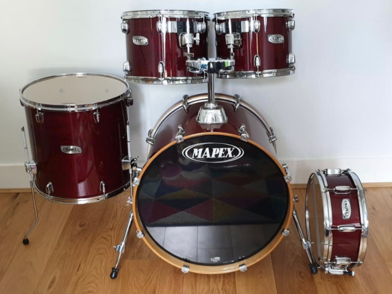 Mapex m birch drum kit, hardware, cymbals & sennheiser mics