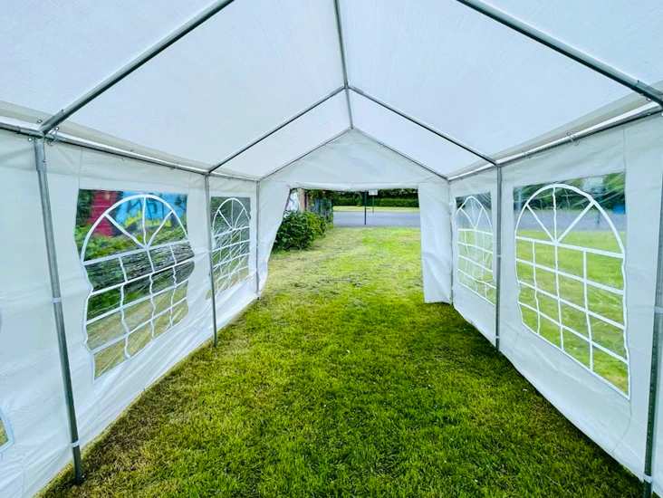 Marquee / gazebo