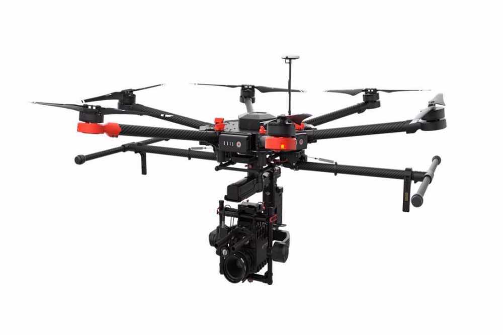 Matrice 600 drone - with vr virtual reality gimbal (+ operator)
