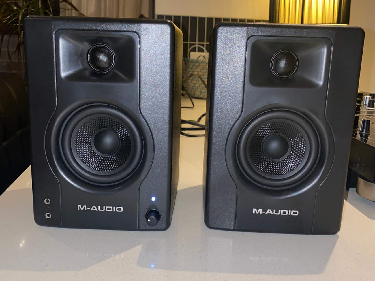M-audio bx3 party speakers studio monitor 