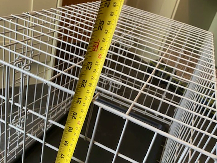 Medium pet dog crate