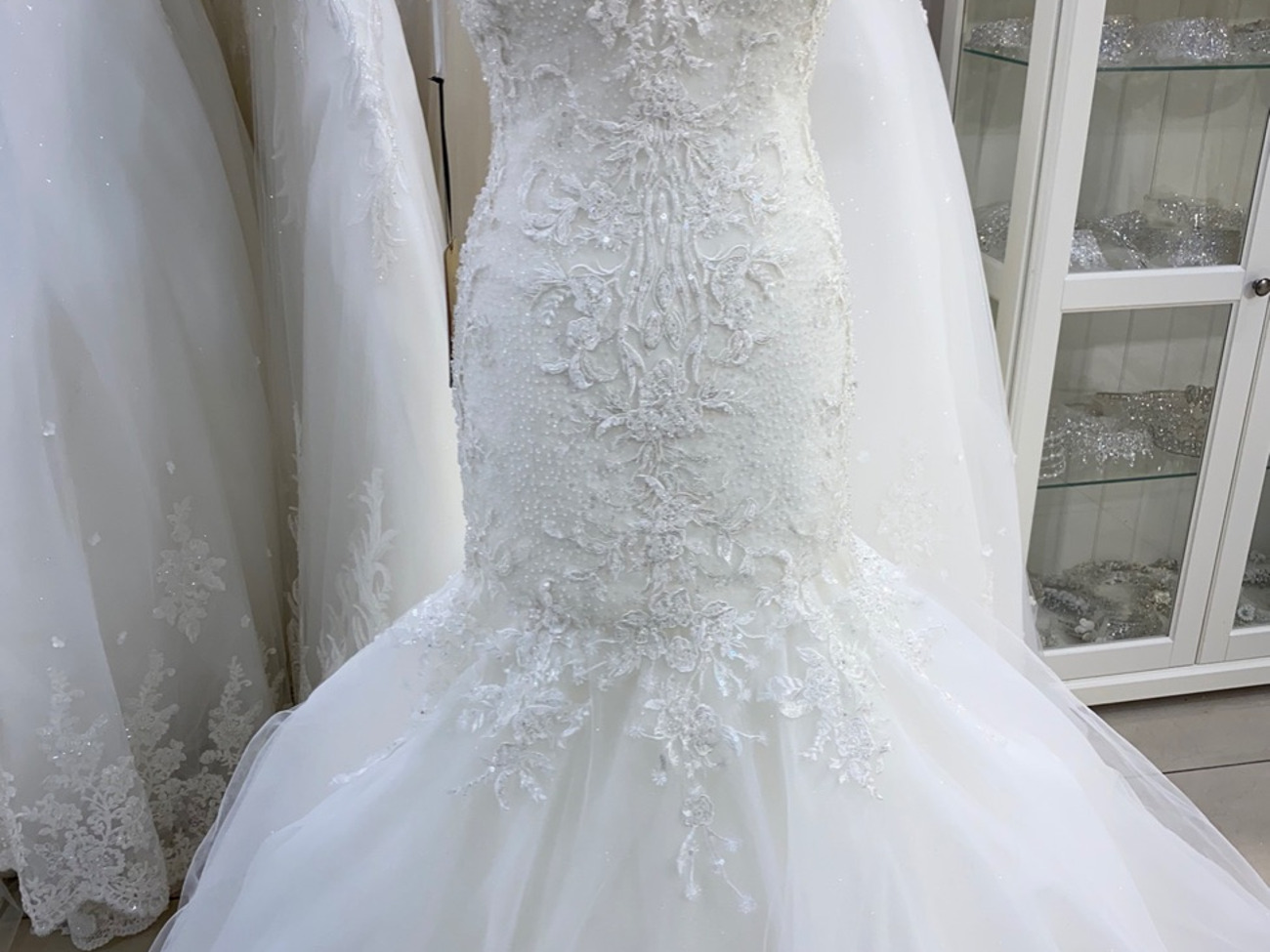 Off the shoulder mermaid style wedding dress size 10/12