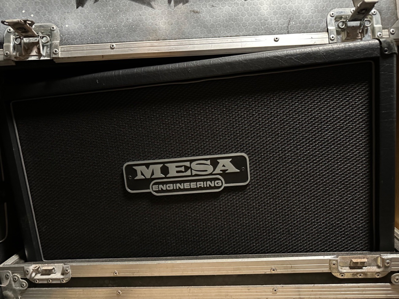 Messa boogie 2x12 guitar cabinet in flight case