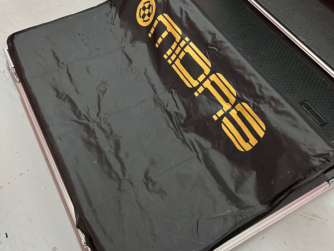 Midas m32 live 32 channel digital desk