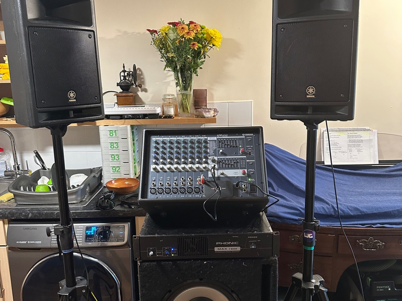 Middle room yamaha bundle 