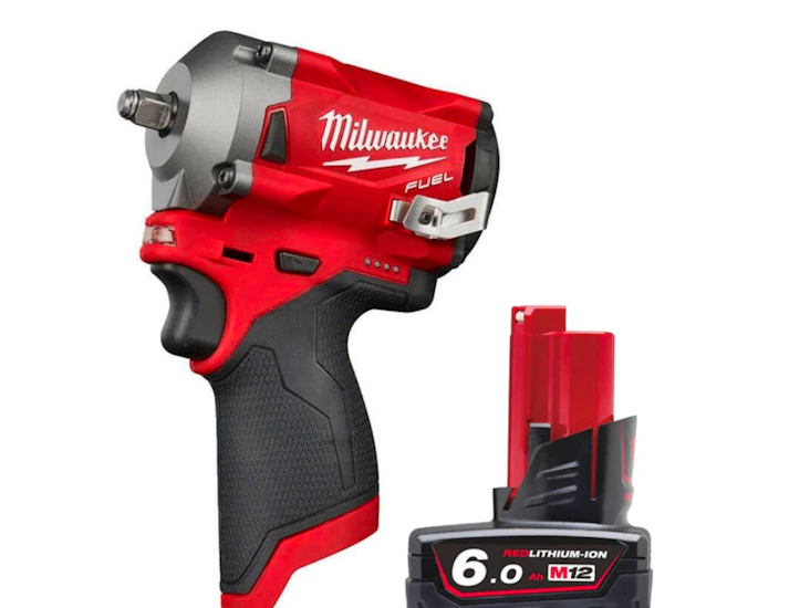 Milwaukee 3/8" impact wrench & 6.0ah battery