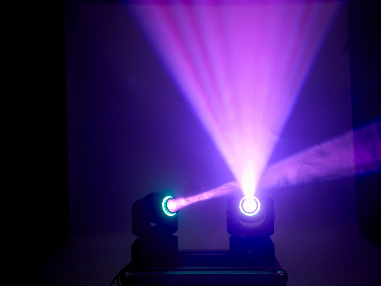 Mini moving heads pair