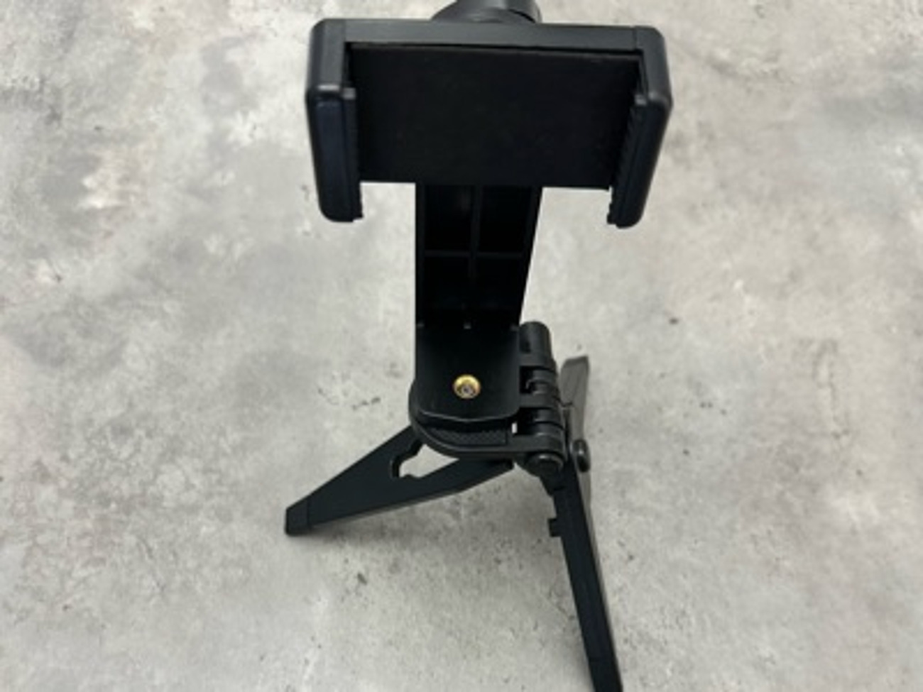 Mini phone tripod for streaming or vlogging 