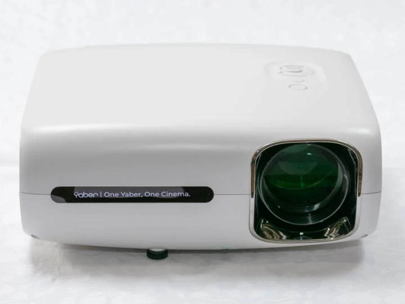 Mini portable projector 7000 lumens 1080p yaber