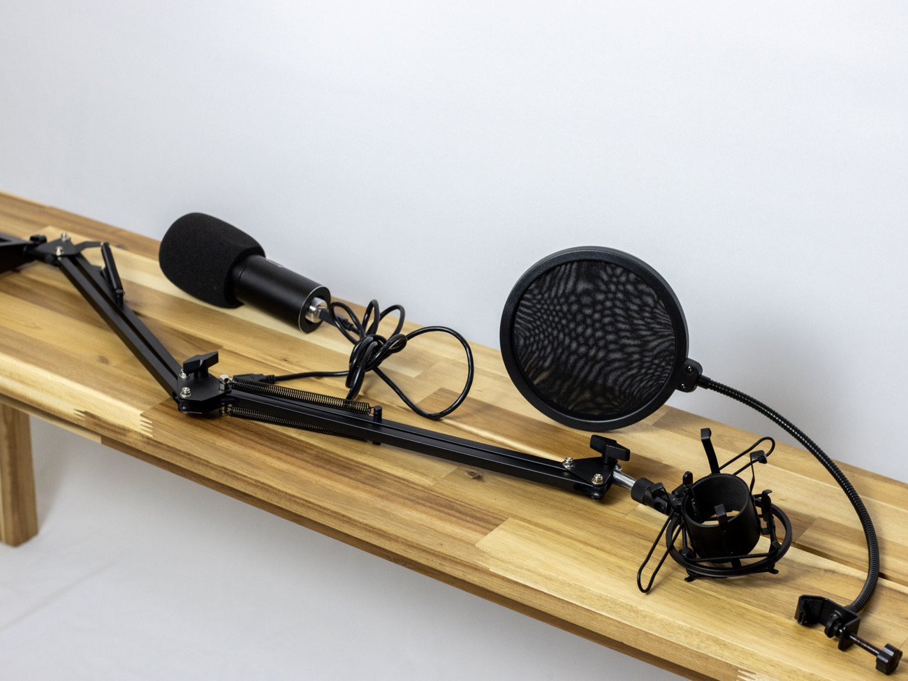 Modern tonor usb microphone studio kit with boom arm stand