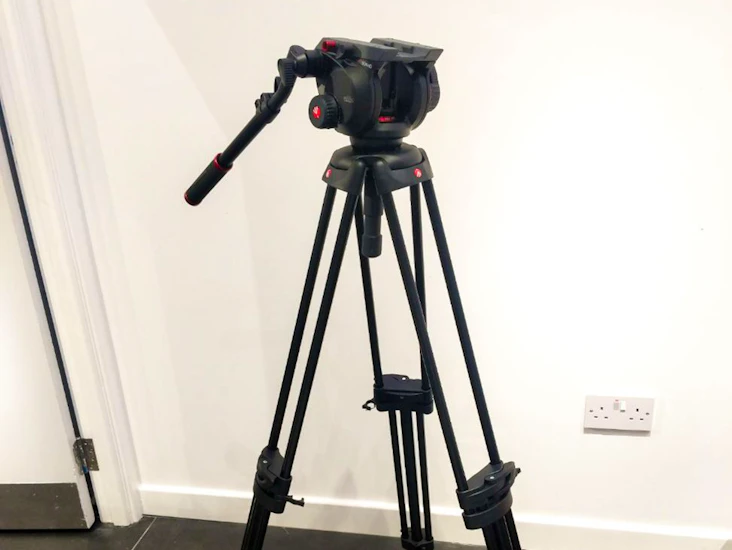 Monfrotto heavy duty tripod + tripod bag