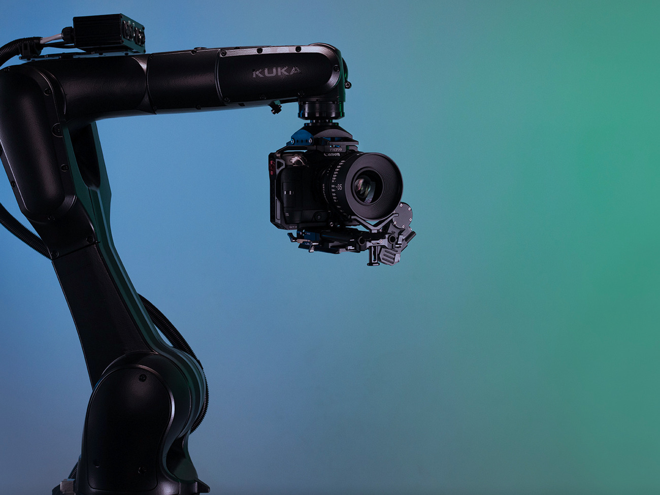 Motion control high speed cinema robot
