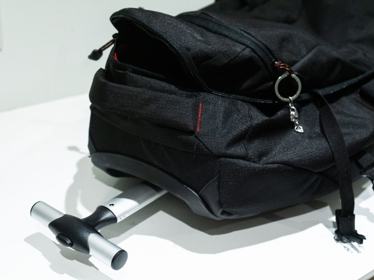 Rent Mountain Warehouse Voyager 50L Wheelie Rucksack from Anna B Hillside Merton for 11.10 20 day