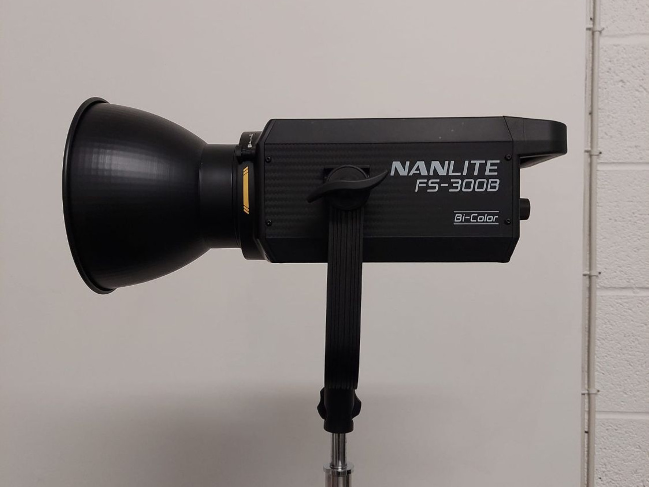 Nanlite fs-300b