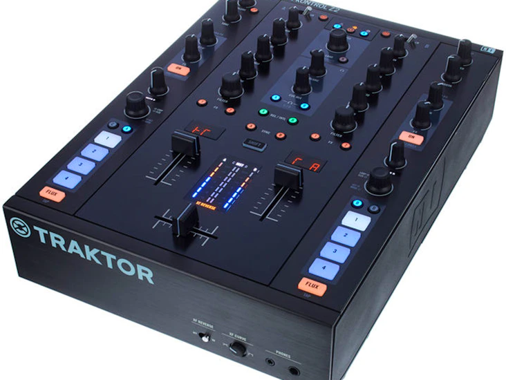 Native instruments traktor kontrol z2