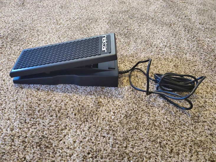 Nektar nx-p expression pedal