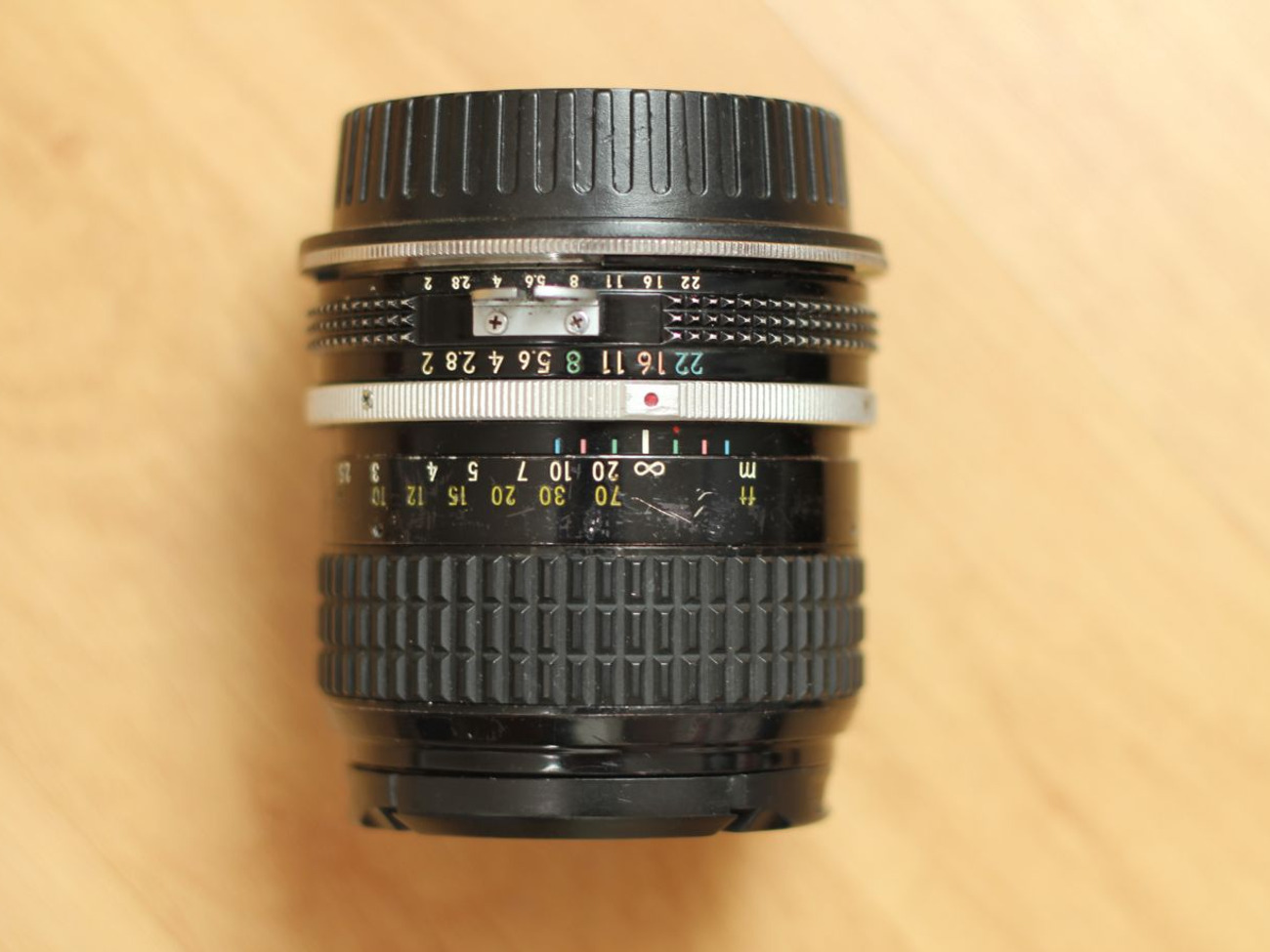 Nikon nikkor 85mm f2 ai 