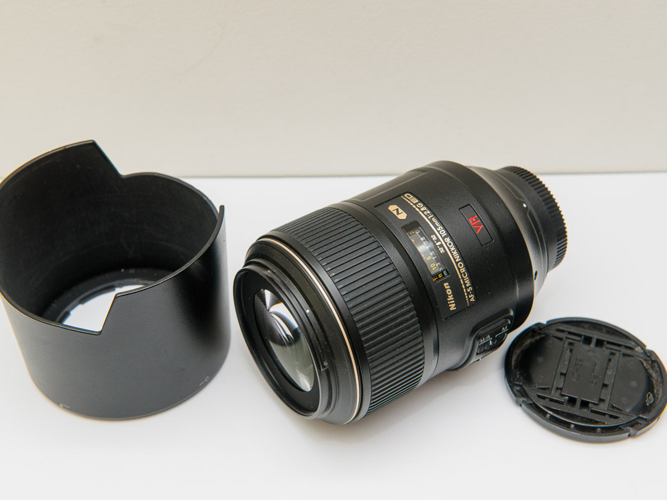 Nikon 105mm afs micro f/2.8 g ed macro lens