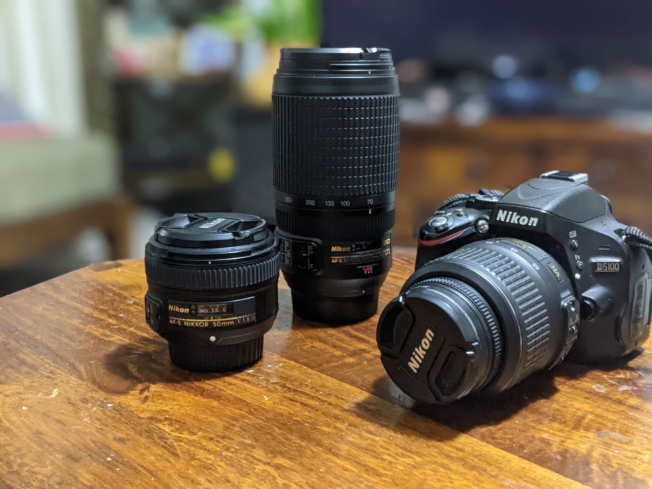 Nikon 5100 + 18-55mm + 50mm prime lens + 30-700mm nikor lens + vanguard tripod