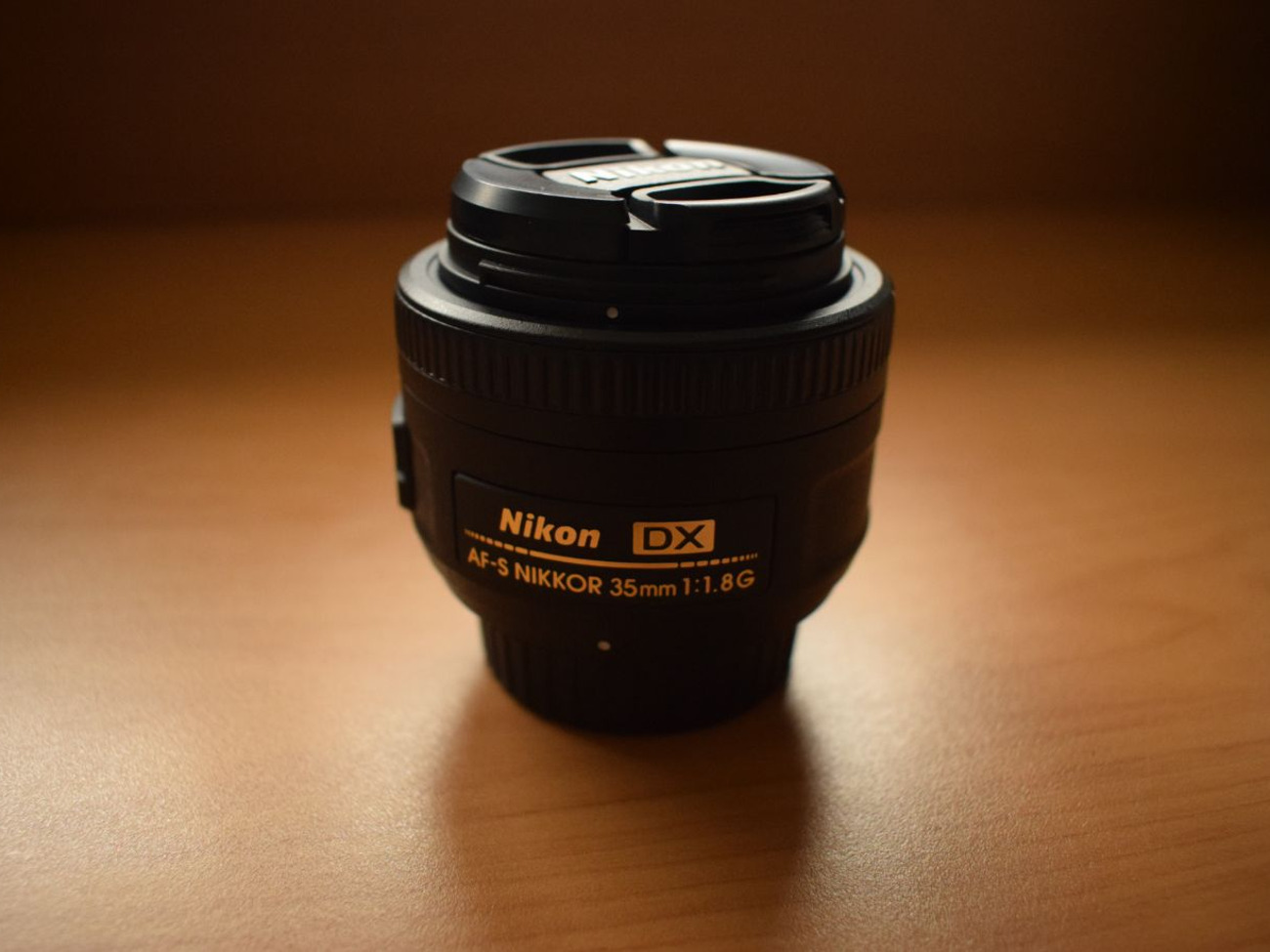 Nikon af-s dx nikkor 35mm f/1.8g lens