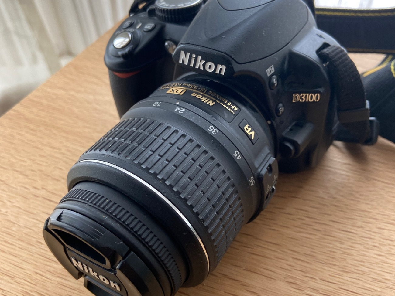 Nikon d3100