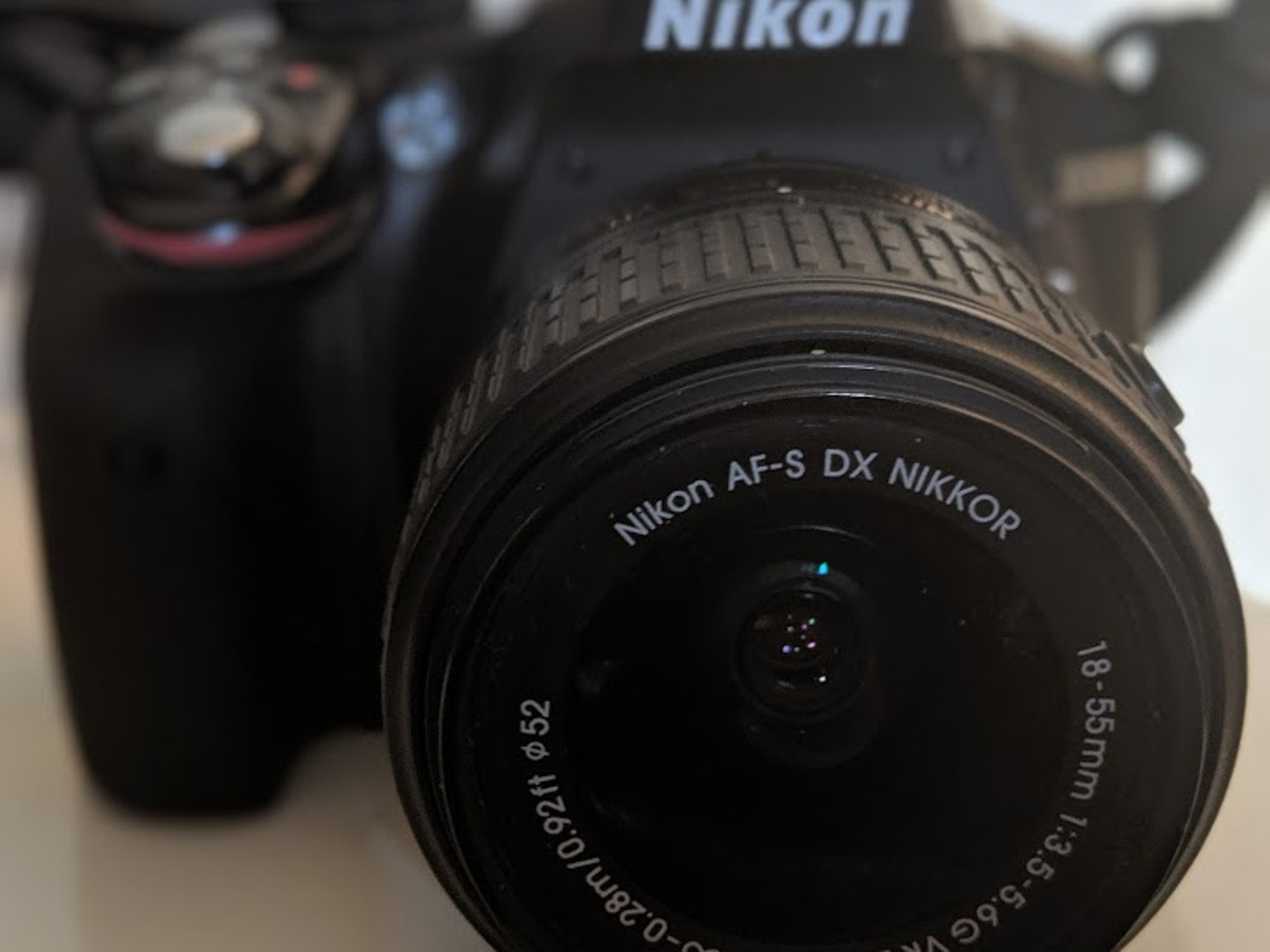 Nikon d3300 with 18-55mm lens with bag + sdcard