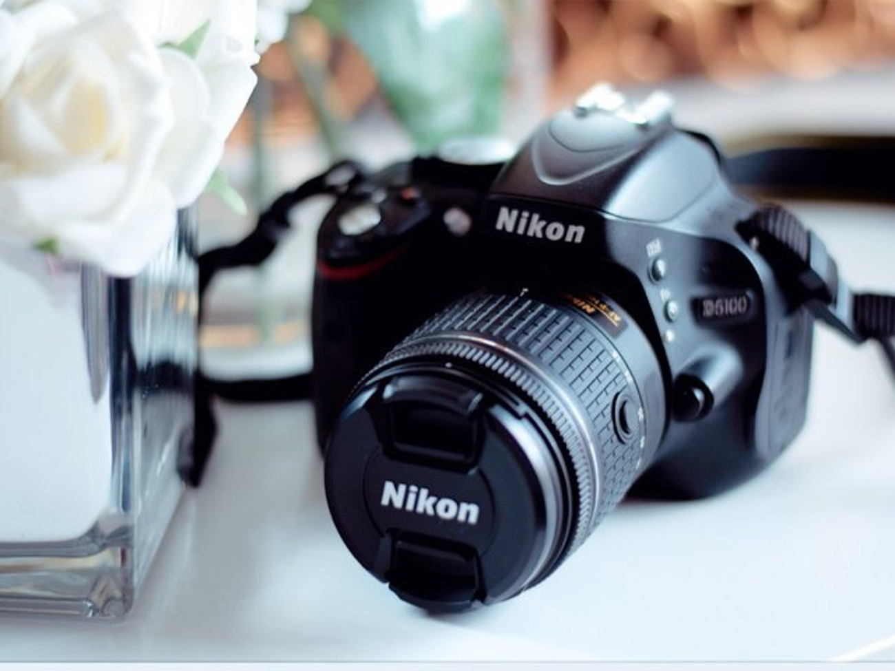 Nikon d5100 dslr with 28-55mm lens