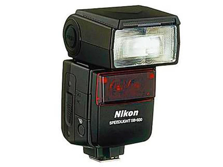 Nikon sb-600 speedlight