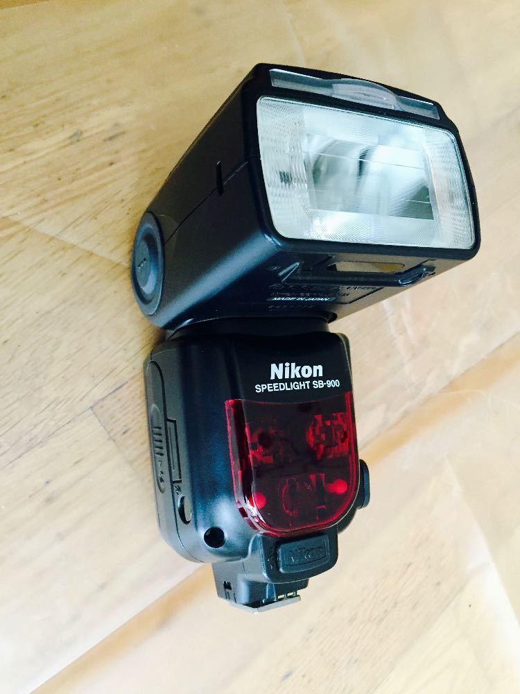 Nikon speedlight sb-900