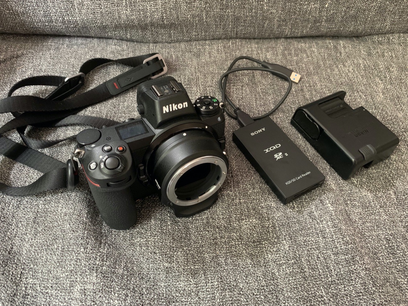 Nikon z7 ii mirrorless camera body & ftz  