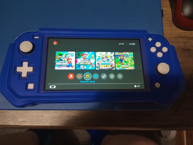 Nintendo switch + 4 games