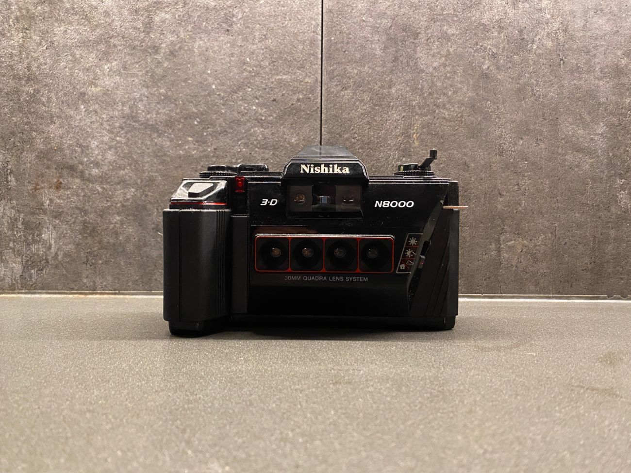 Nishika n8000 3d camera (gifs, mura masa effect)