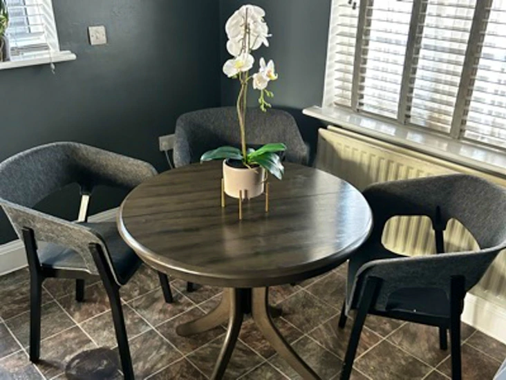 Njord stacking arm chairs