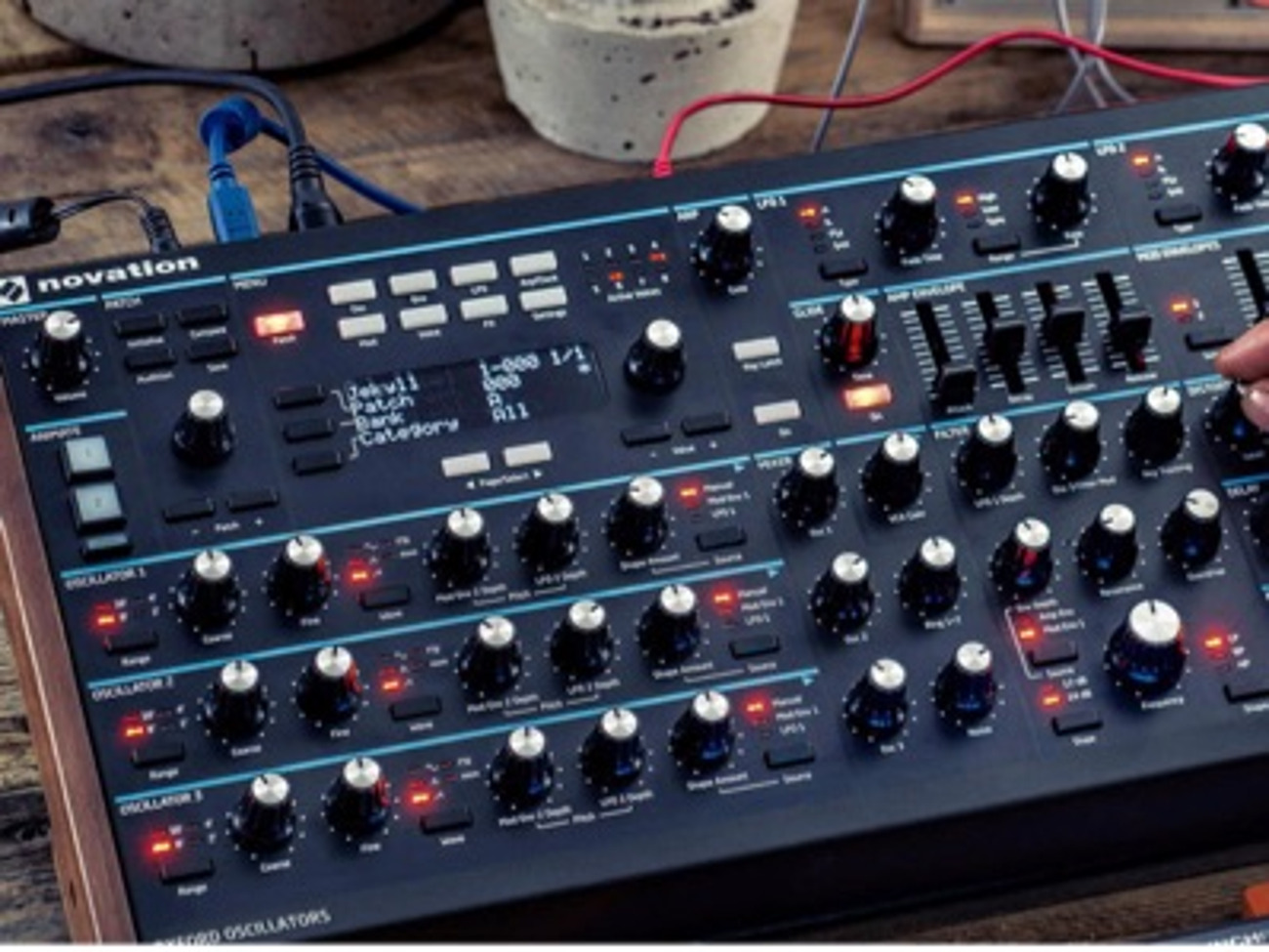 Novation peak: 8-voice polysynth