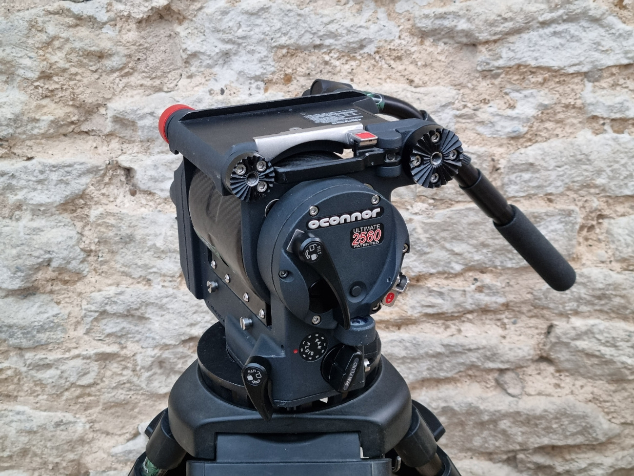 Oconnor 2560 fluid tripod head