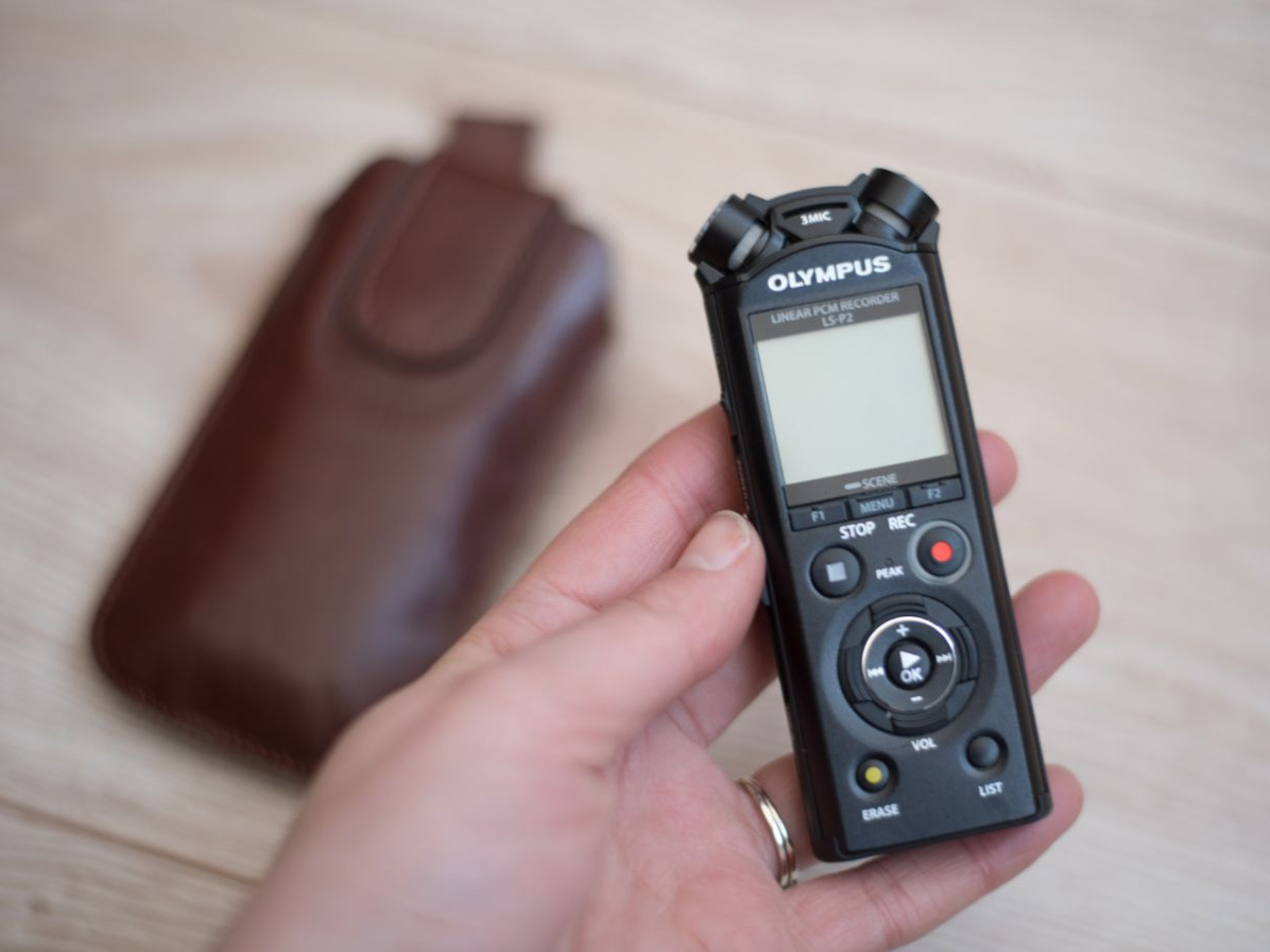 Olympus lp-2 pcm discrete audio recorder